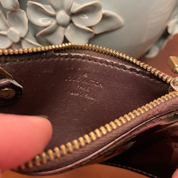 Authentic Louis Vuitton Amarante Key Pouch - Picture 7 of 8